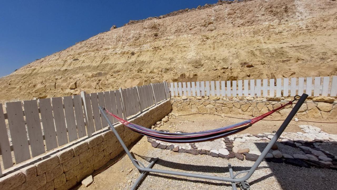 הבית ליד המצוק By The Cliff Mitzpe Ramon Exteriör bild