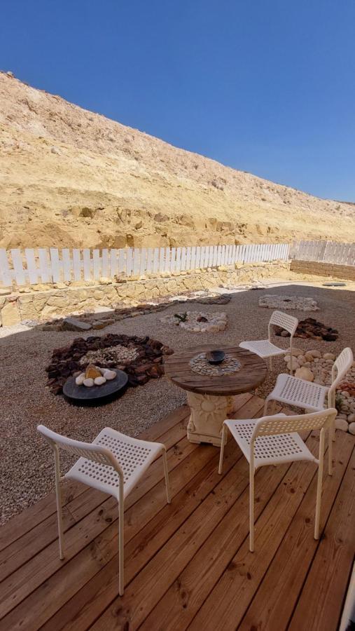 הבית ליד המצוק By The Cliff Mitzpe Ramon Exteriör bild